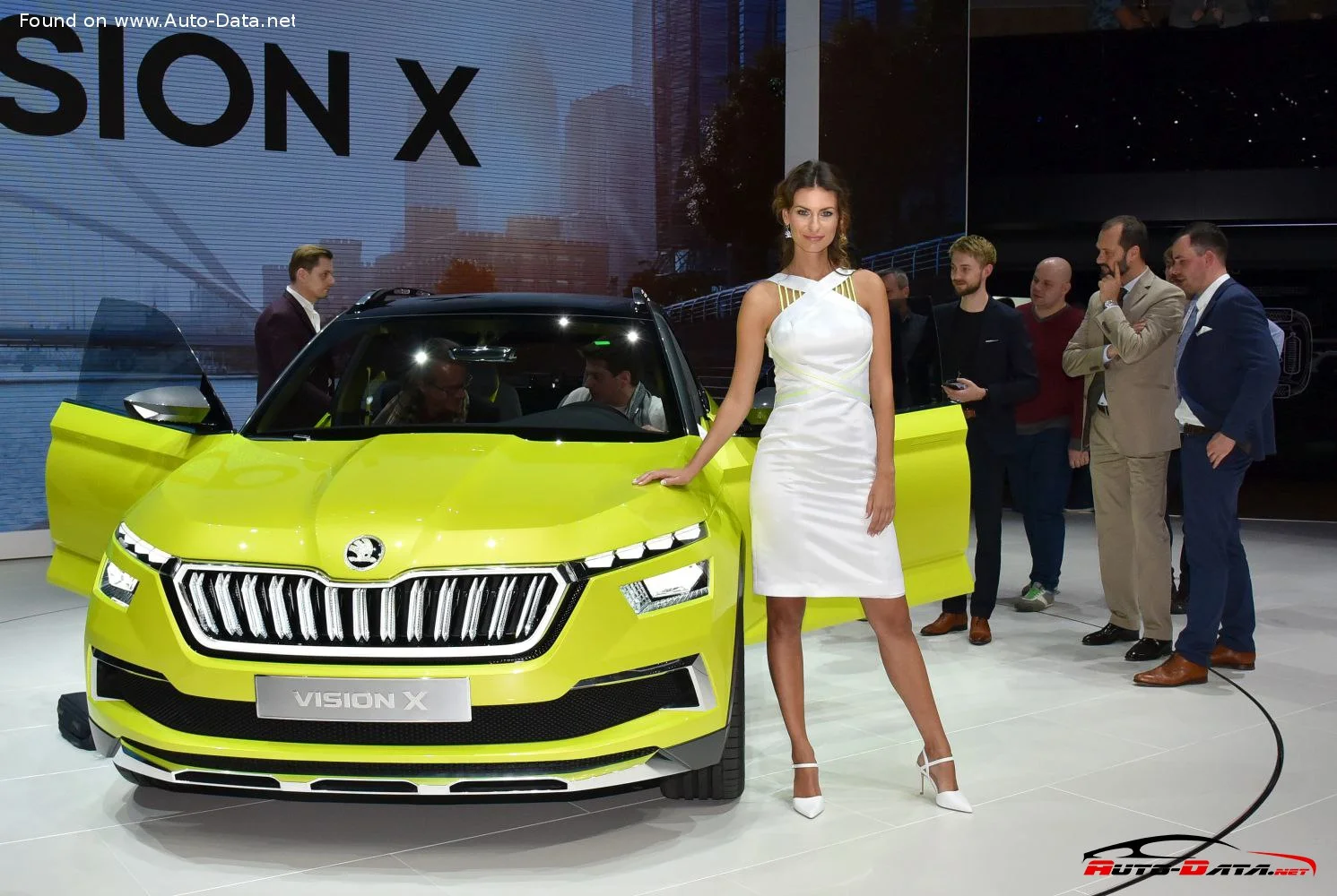 Skoda Vision Skoda Vision X (Concept) thumbnail 2