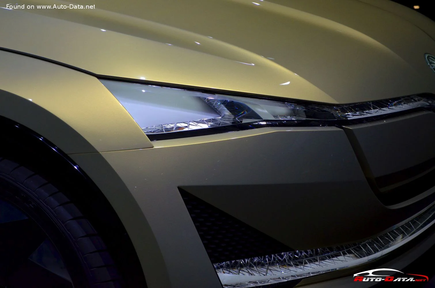 Skoda Vision (306 Hp) Electric2017 - thumbnail 11