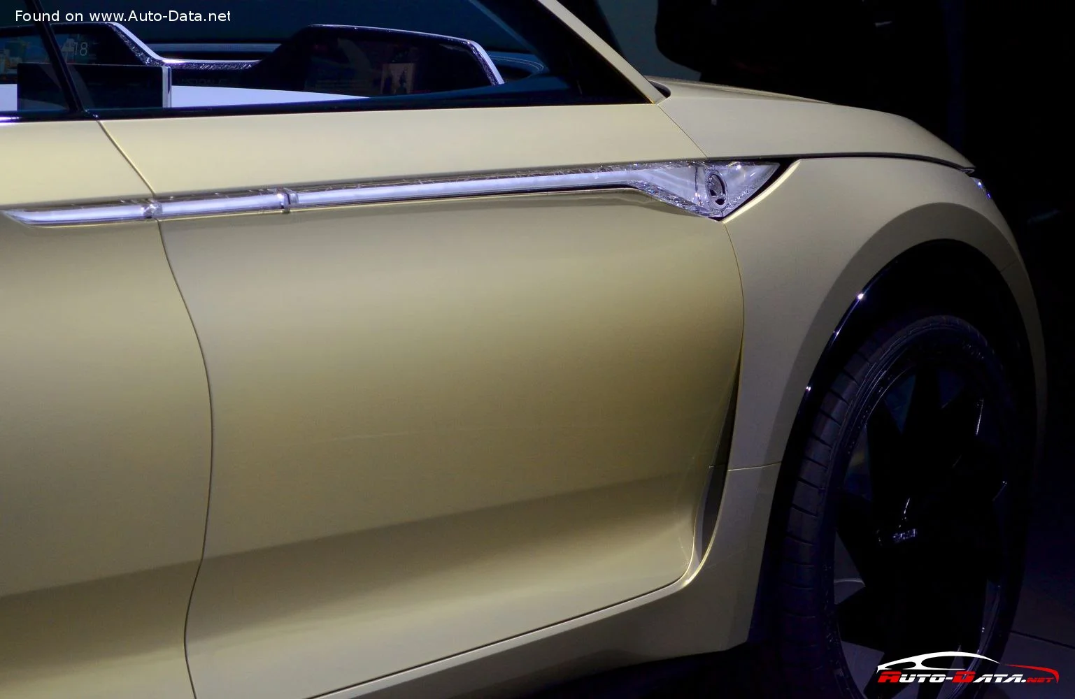 Skoda Vision (306 Hp) Electric2017 - thumbnail 17