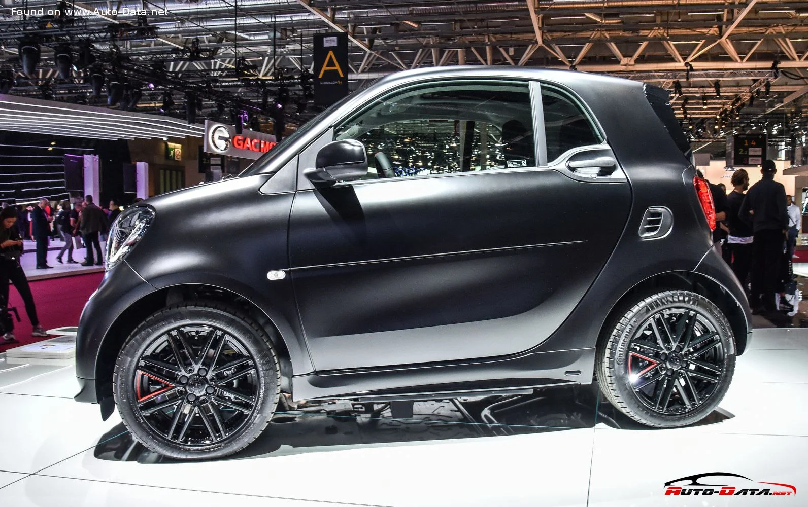 Smart EQ fortwo 17.6 kWh (82 Hp)2018 - 2019 thumbnail 7
