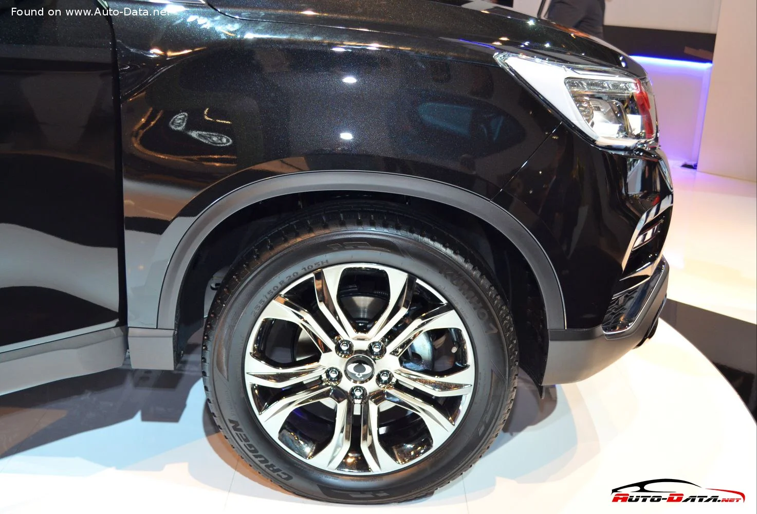 SsangYong Rexton 2.0 e-XGDi (224 Hp)2018 - 2021 thumbnail 7