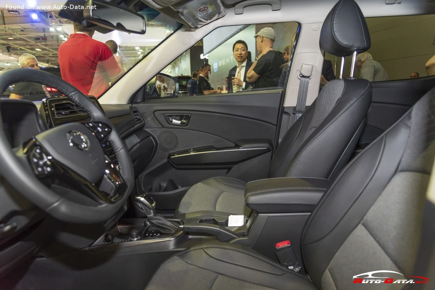 SsangYong Tivoli 1.2 T-GDi (128 Hp)2020 - 2023 thumbnail 9