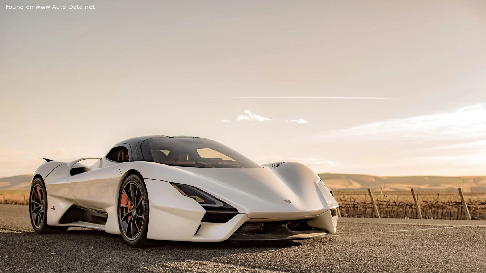 SSC Tuatara 5.9 V8 (1350/1750 Hp) Flex Fuel Automatic2019 - - 1