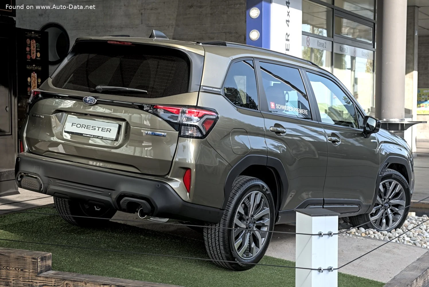 Subaru Forester 2.0i e-BOXER (136 Hp) AWD Lineartronic2024 - thumbnail 16