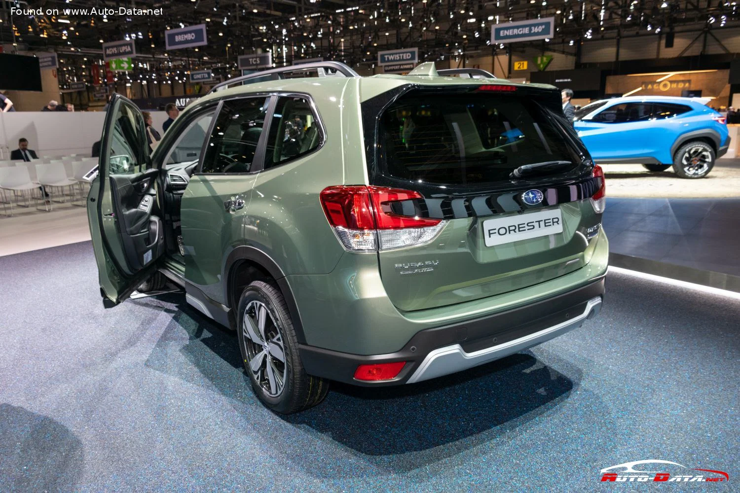 Subaru Forester 2.0 e-Boxer (150 Hp) AWD Lineartronic2018 - 2021 thumbnail 3