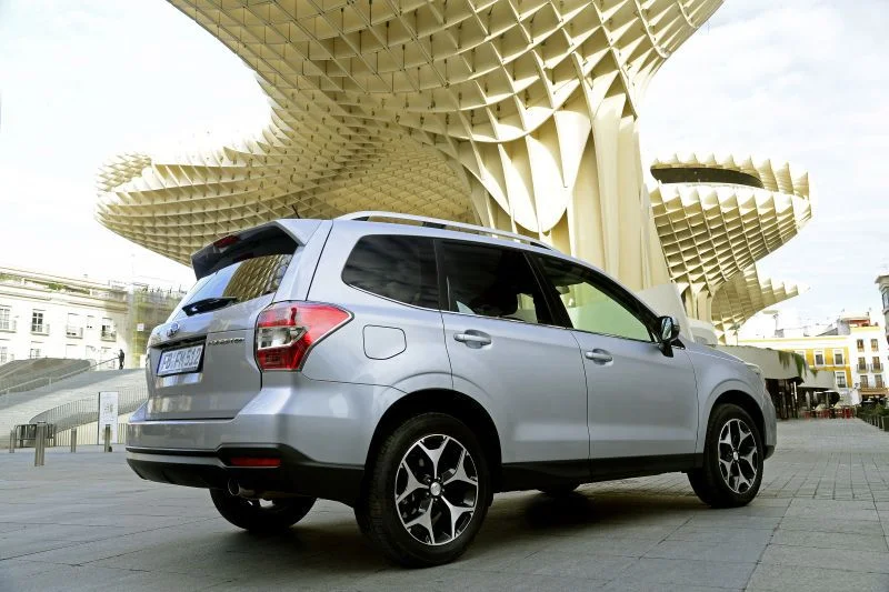 Subaru Forester 2.0 (150 Hp) 4WD2012 - 2015 thumbnail 3