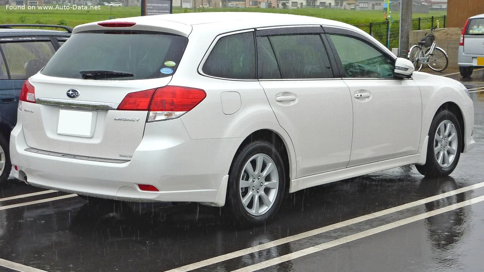 Subaru Legacy 2.0d (150 Hp) AWD2009 - 2012 thumbnail 2