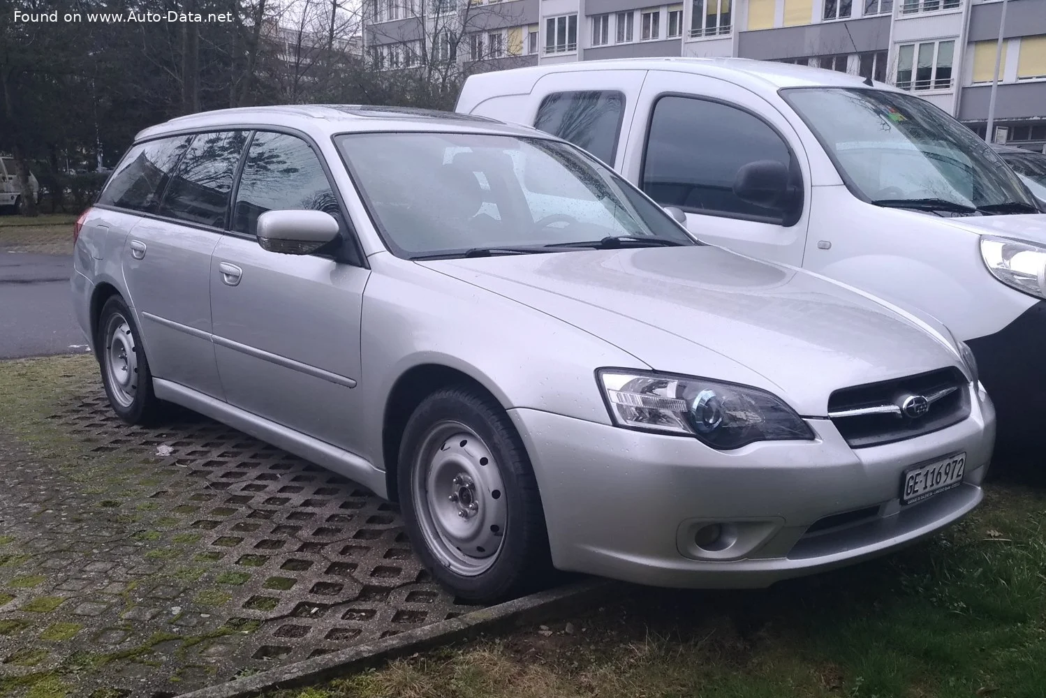Subaru Legacy 2.0i (138 Hp) AWD2003 - 2005 thumbnail 2