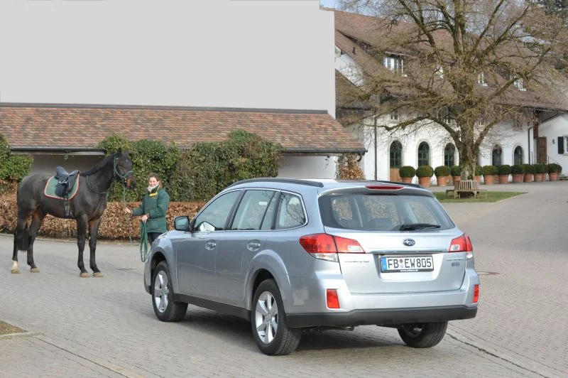 Subaru Outback 2.0d (150 Hp) AWD2013 - 2014 thumbnail 2