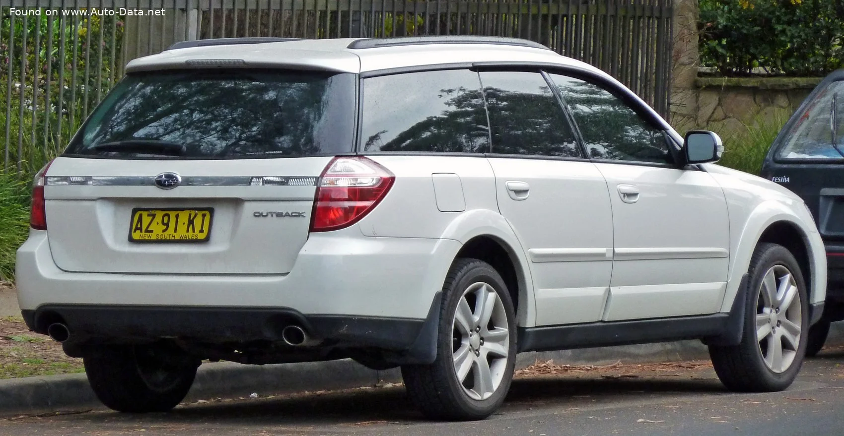 Subaru Outback 2.5i (165 Hp) AWD2003 - 2007 thumbnail 2