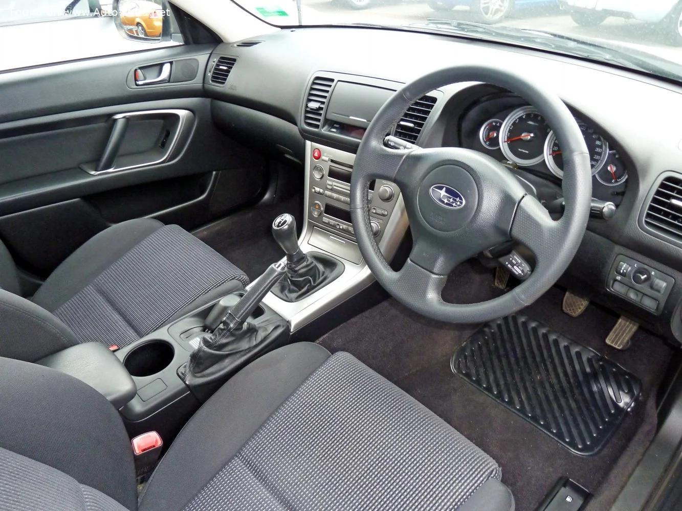 Subaru Outback 2.5i (165 Hp) AWD2003 - 2007 thumbnail 4