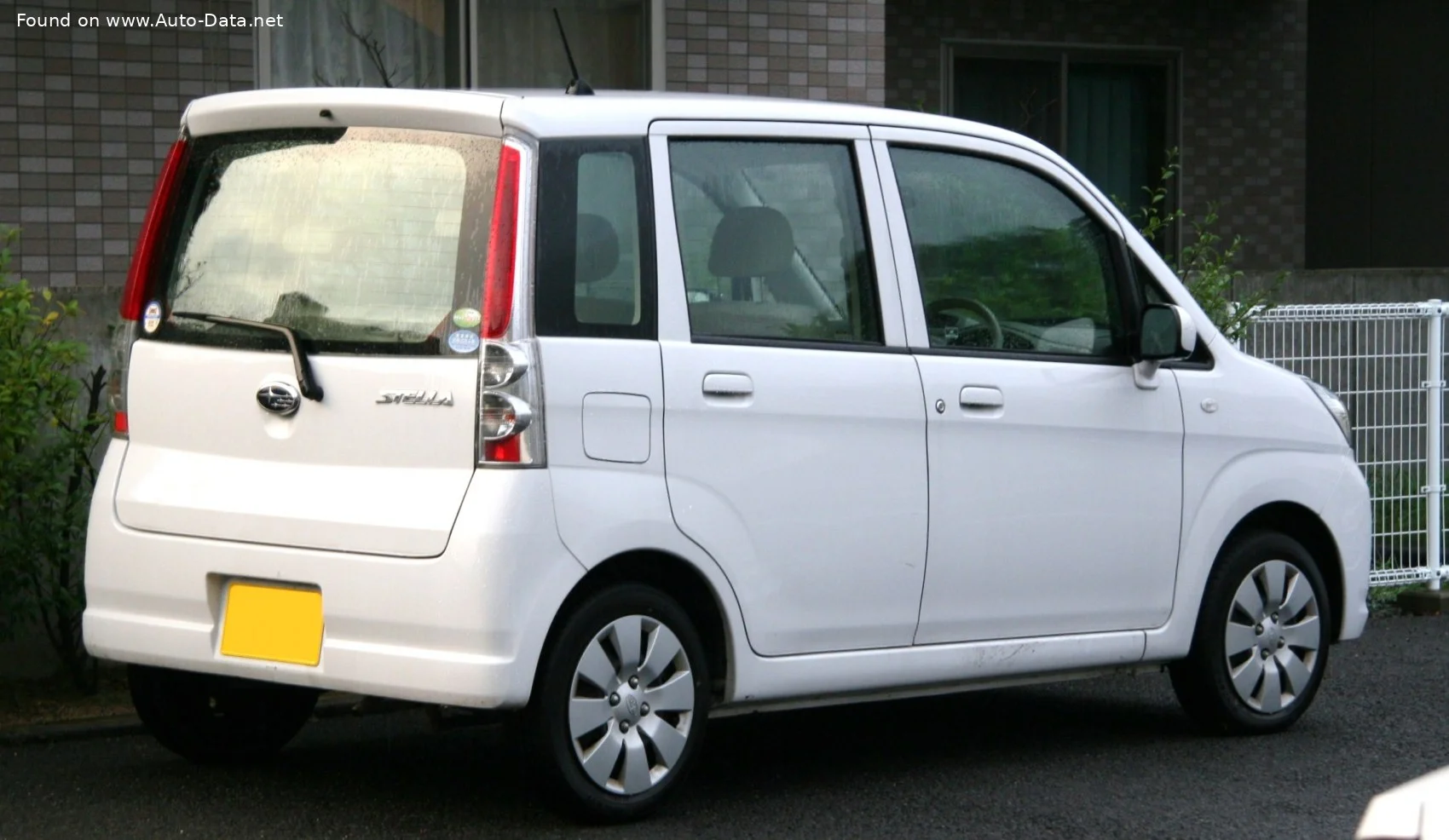 Subaru Stella 0.7 (64 Hp) Custom RS2006 - 2011 thumbnail 2
