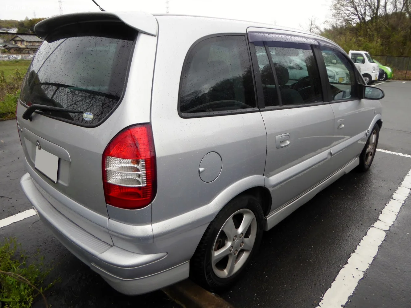 Subaru Traviq 2.2 16V (147 Hp)2001 - 2004 thumbnail 2