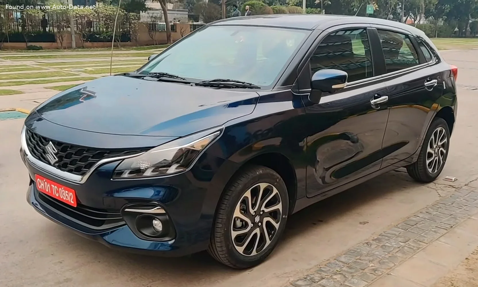 Suzuki Baleno 1.5L (105 Hp)2022 - thumbnail 4