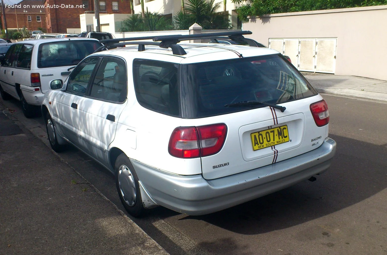 Suzuki Baleno 1.3 i 16V (85 Hp)1998 - 2002 thumbnail 2