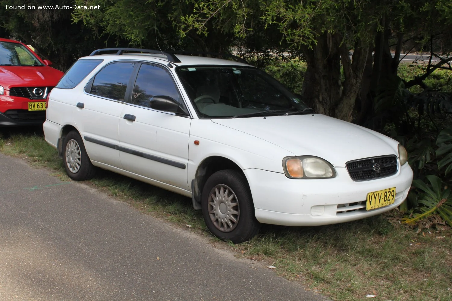 Suzuki Baleno 1.3 i 16V (85 Hp)1998 - 2002 thumbnail 3