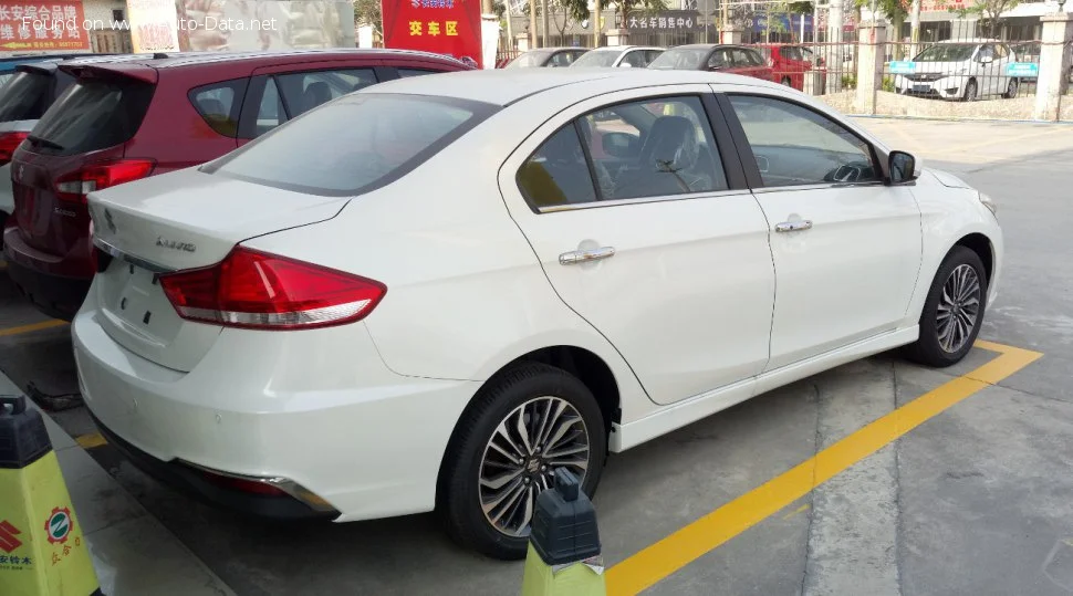 Suzuki Ciaz 1.2d (90 Hp)2018 - thumbnail 2