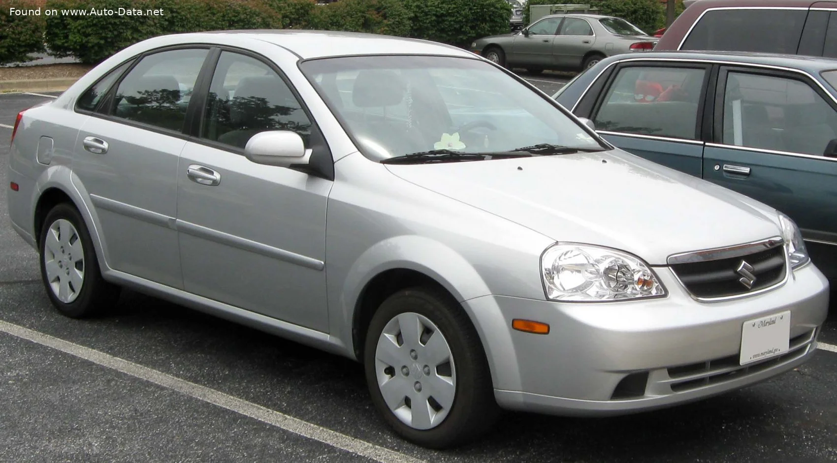 Suzuki Forenza modeli
