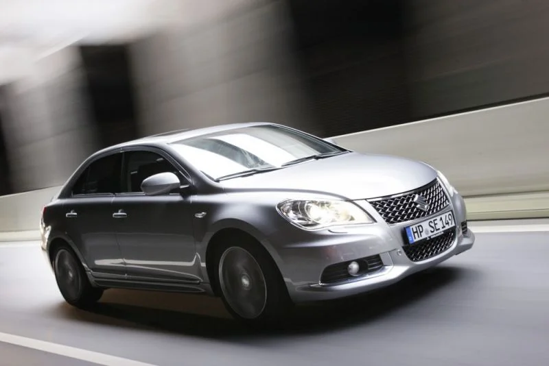 Suzuki Kizashi 2.4 (178 Hp)2009 - 2016 thumbnail 18