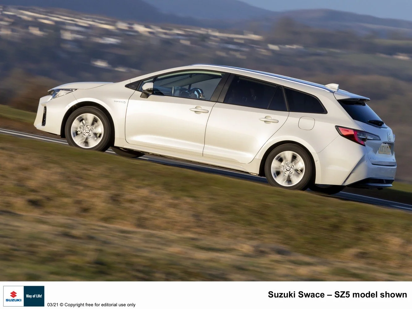 Suzuki Swace 1.8 (140 Hp) Hybrid eCVT2023 - thumbnail 2
