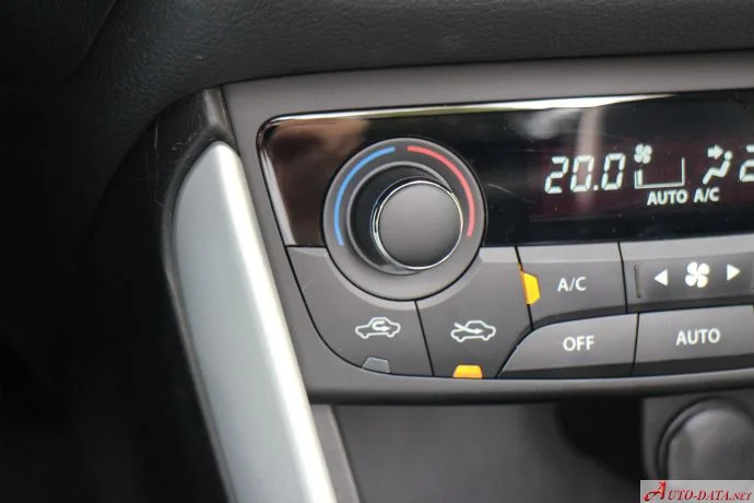Suzuki SX4 S-Cross 1.6 DDIS (120 Hp)2013 - 2016 thumbnail 9