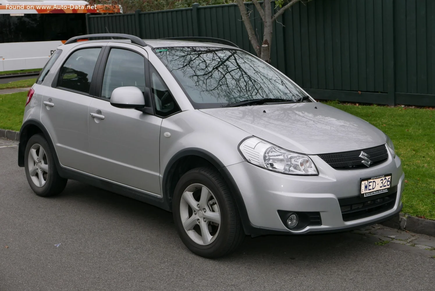 Suzuki SX4 S-Cross 1.5 (99 Hp)2006 - 2009 - 1