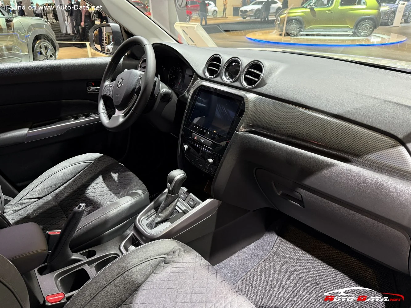 Suzuki Vitara 1.4 BOOSTERJET (129 Hp) Mild Hybrid2024 - thumbnail 11