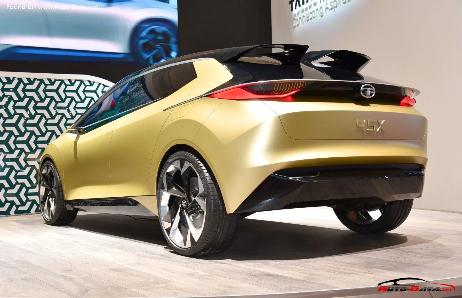 Tata 45X Tata 45X thumbnail 13