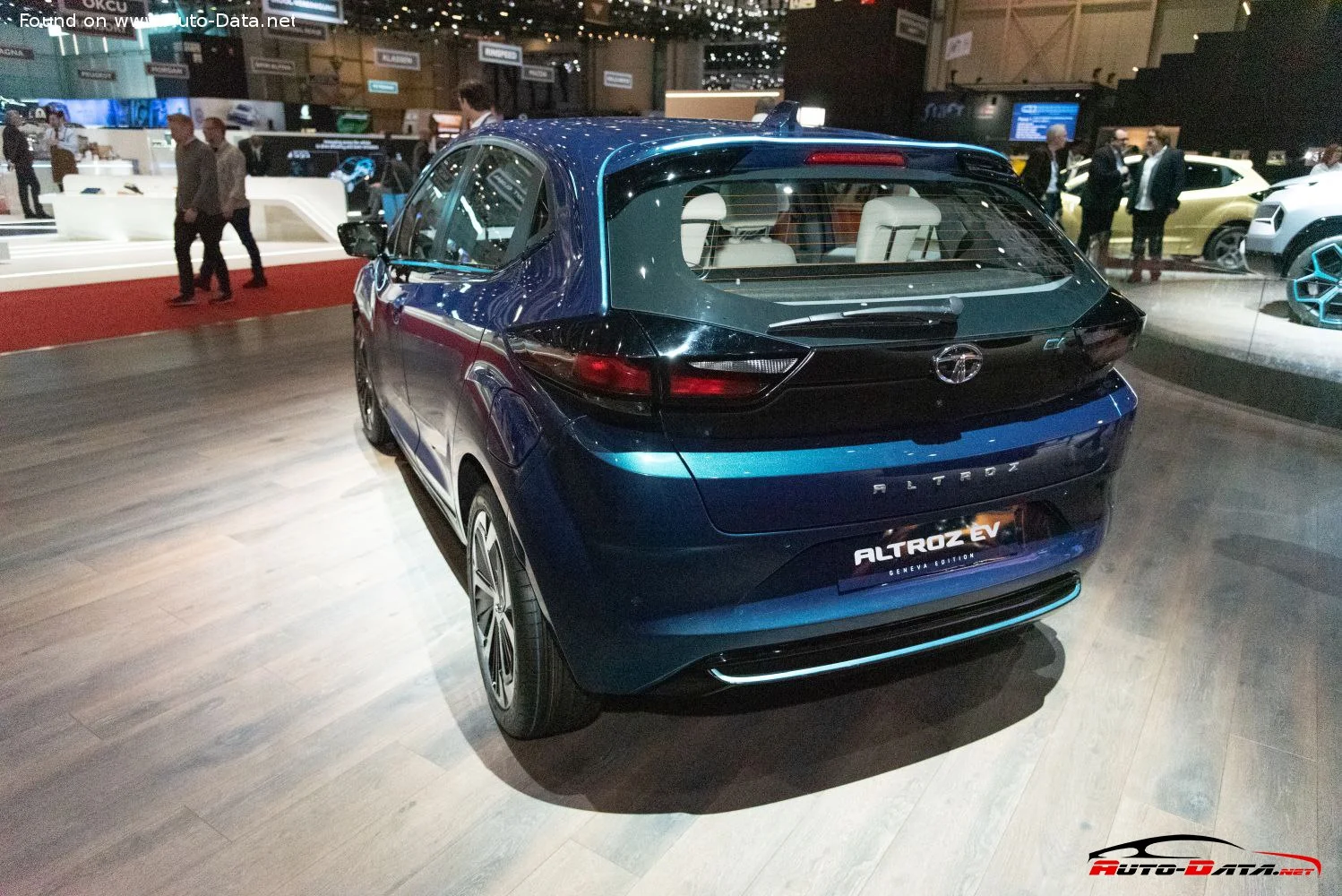 Tata Altroz 1.2i (102 Hp)2019 - 2025 thumbnail 8