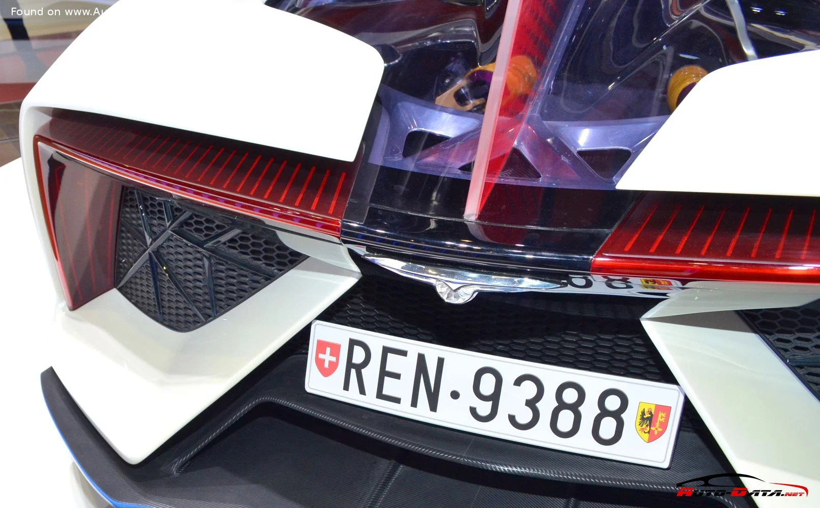 Techrules Ren 28.4 kWh (1305 Hp) AWD Automatic2017 - thumbnail 6