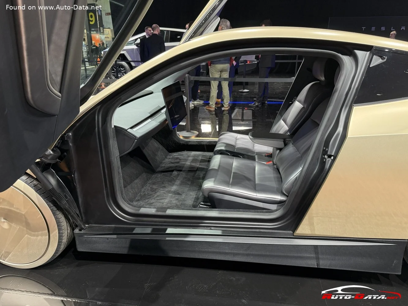 Tesla Cybercab Tesla Cybercab concept thumbnail 10