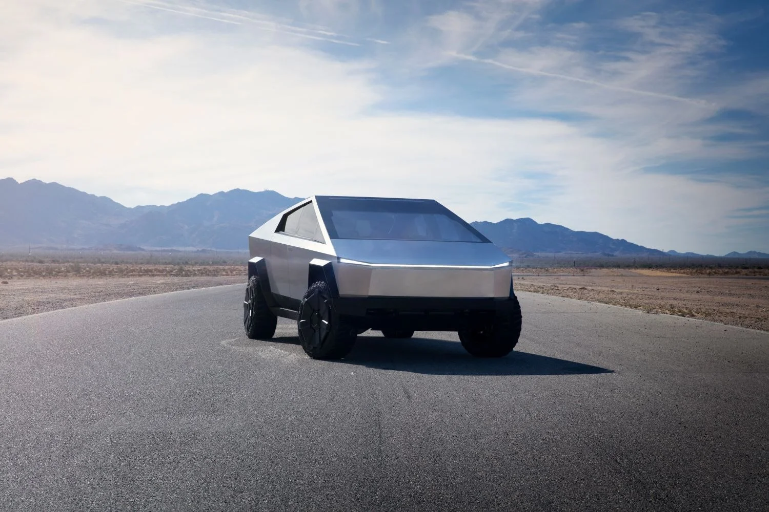 Tesla Cybertruck 123 kWh (600 Hp) Dual Motor AWD2023 - - 1