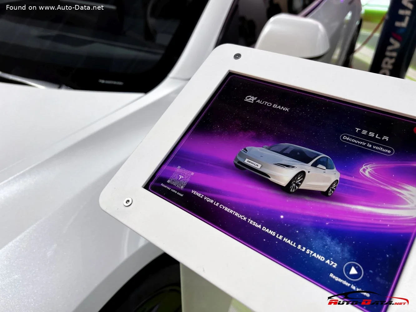 Tesla Model 3 60 kWh (283 Hp)2023 - thumbnail 17