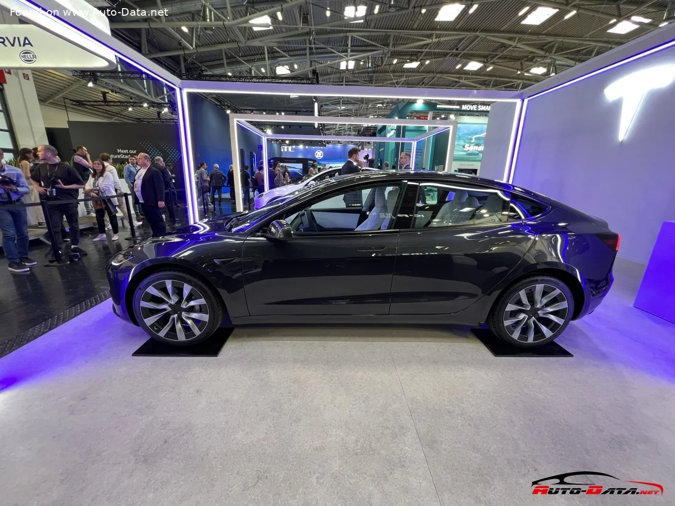 Tesla Model 3 60 kWh (283 Hp)2023 - thumbnail 5