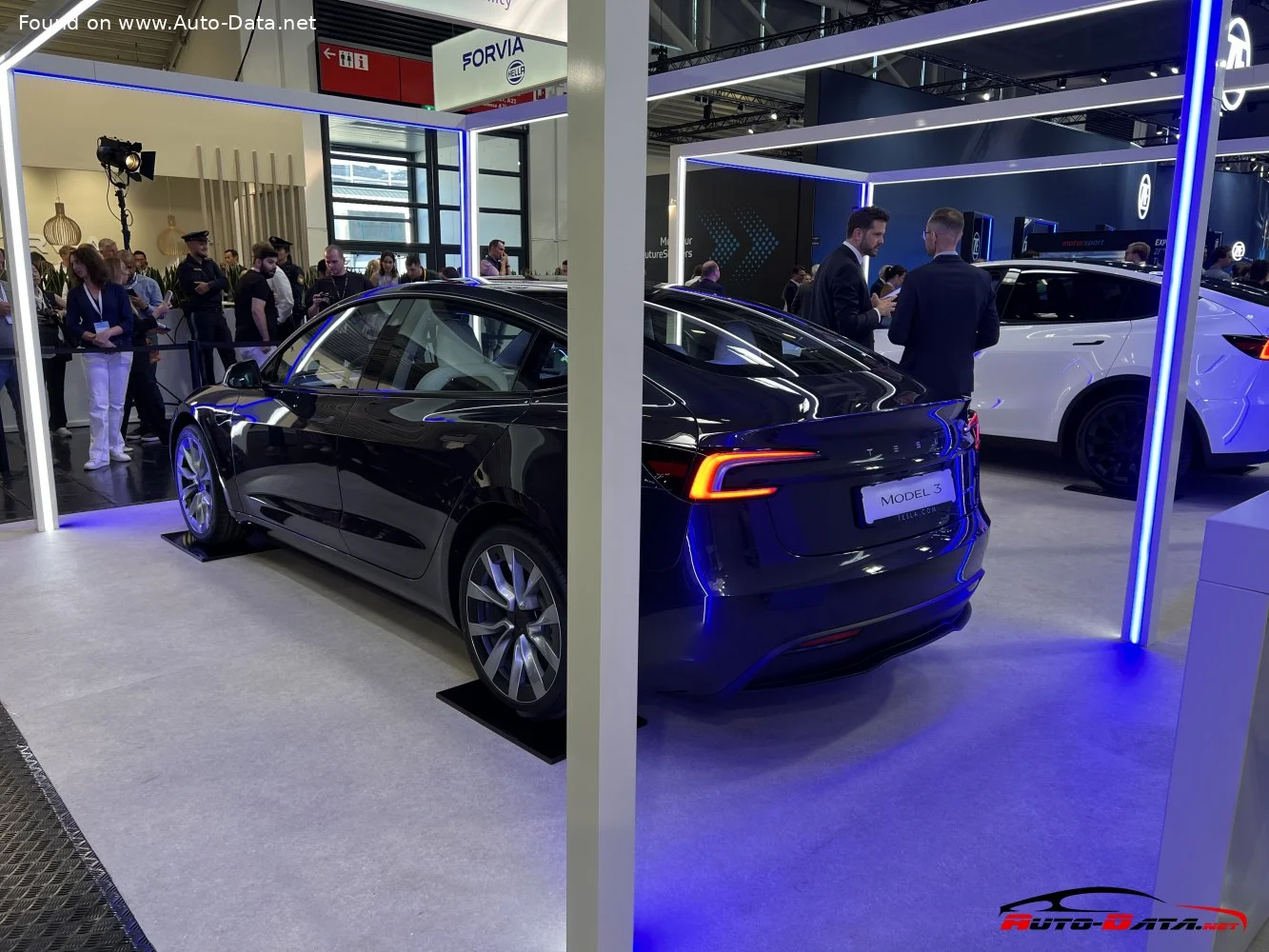Tesla Model 3 60 kWh (283 Hp)2023 - thumbnail 6