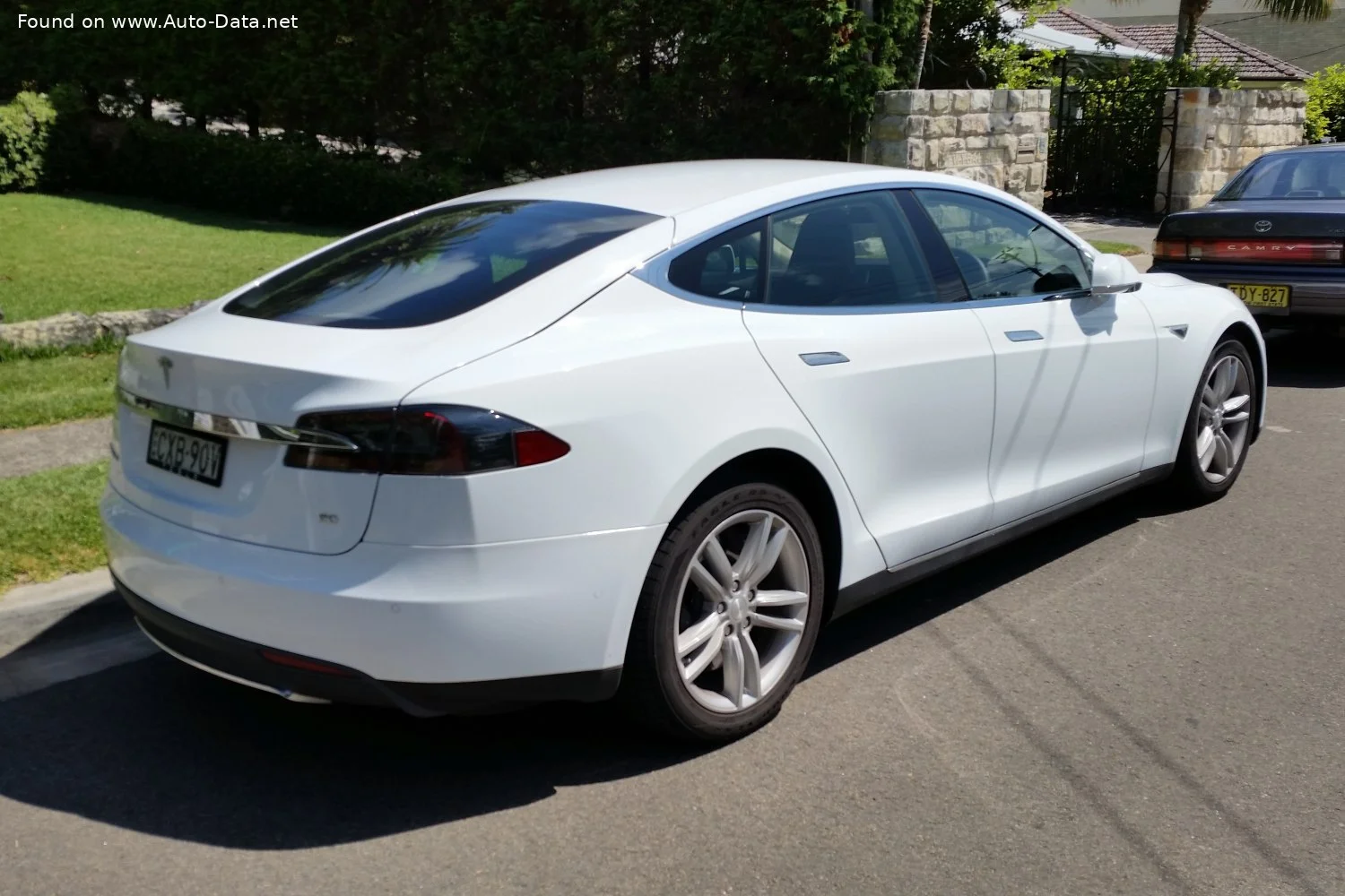 Tesla Model S 60 60 kWh (302 Hp)2012 - 2015 thumbnail 4