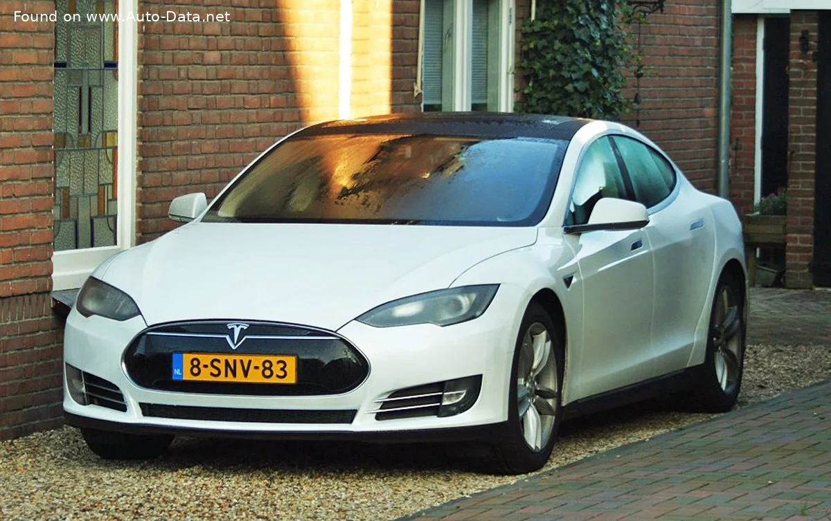 Tesla Model S 60 60 kWh (302 Hp)2012 - 2015 thumbnail 8