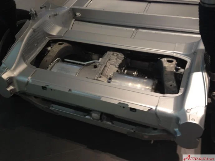 Tesla Model S 60 60 kWh (302 Hp)2012 - 2015 thumbnail 10