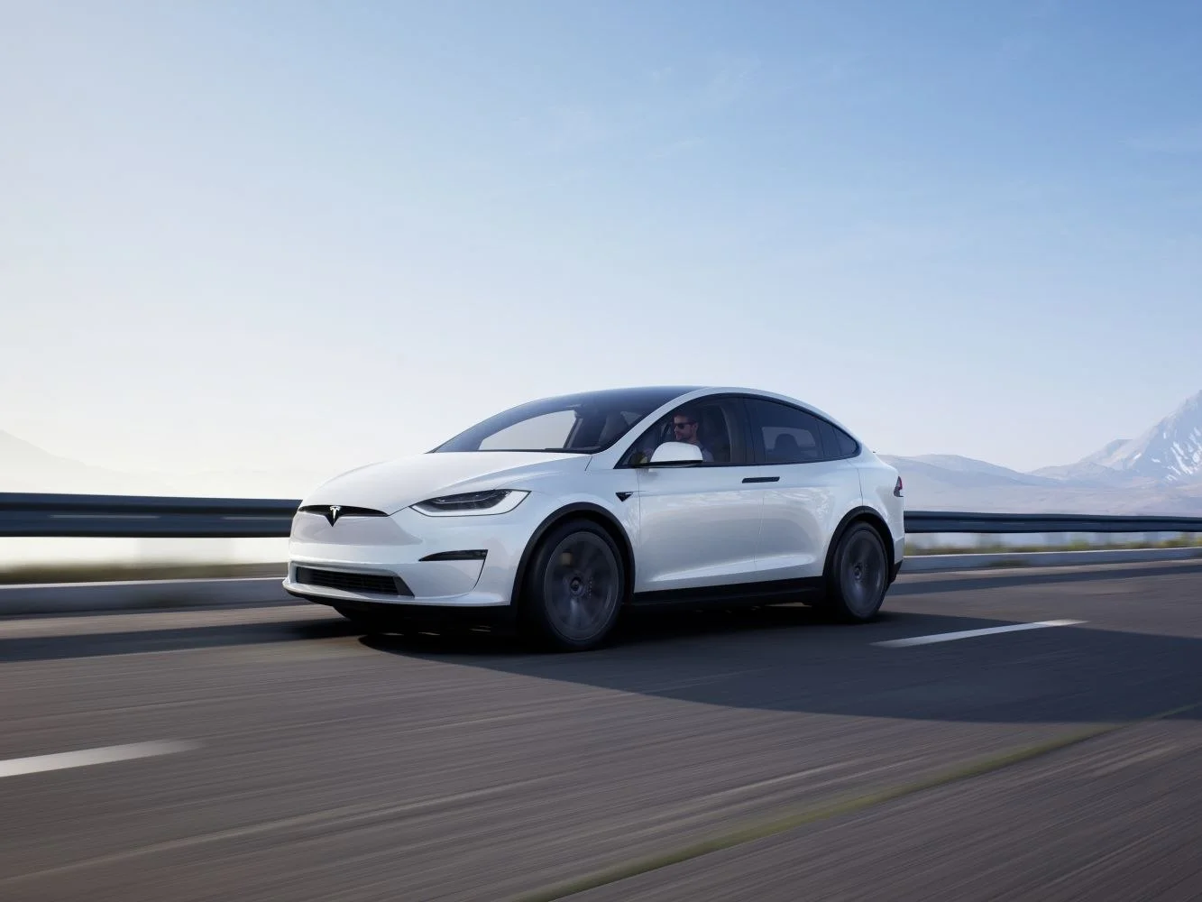 Tesla Model X modeli