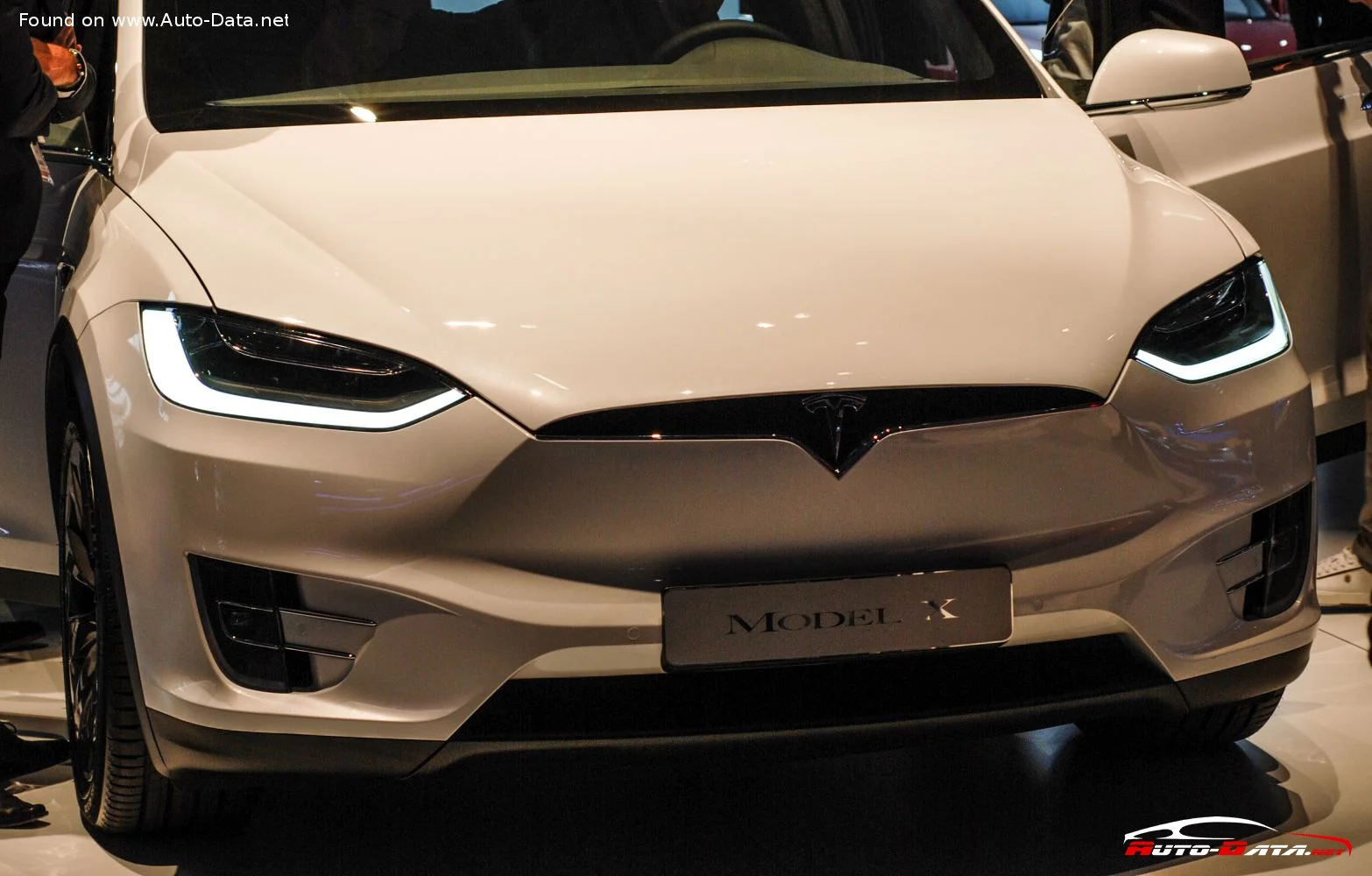 Tesla Model X 100D 100 kWh (422 Hp) Dual Motor AWD2017 - 2019 thumbnail 11