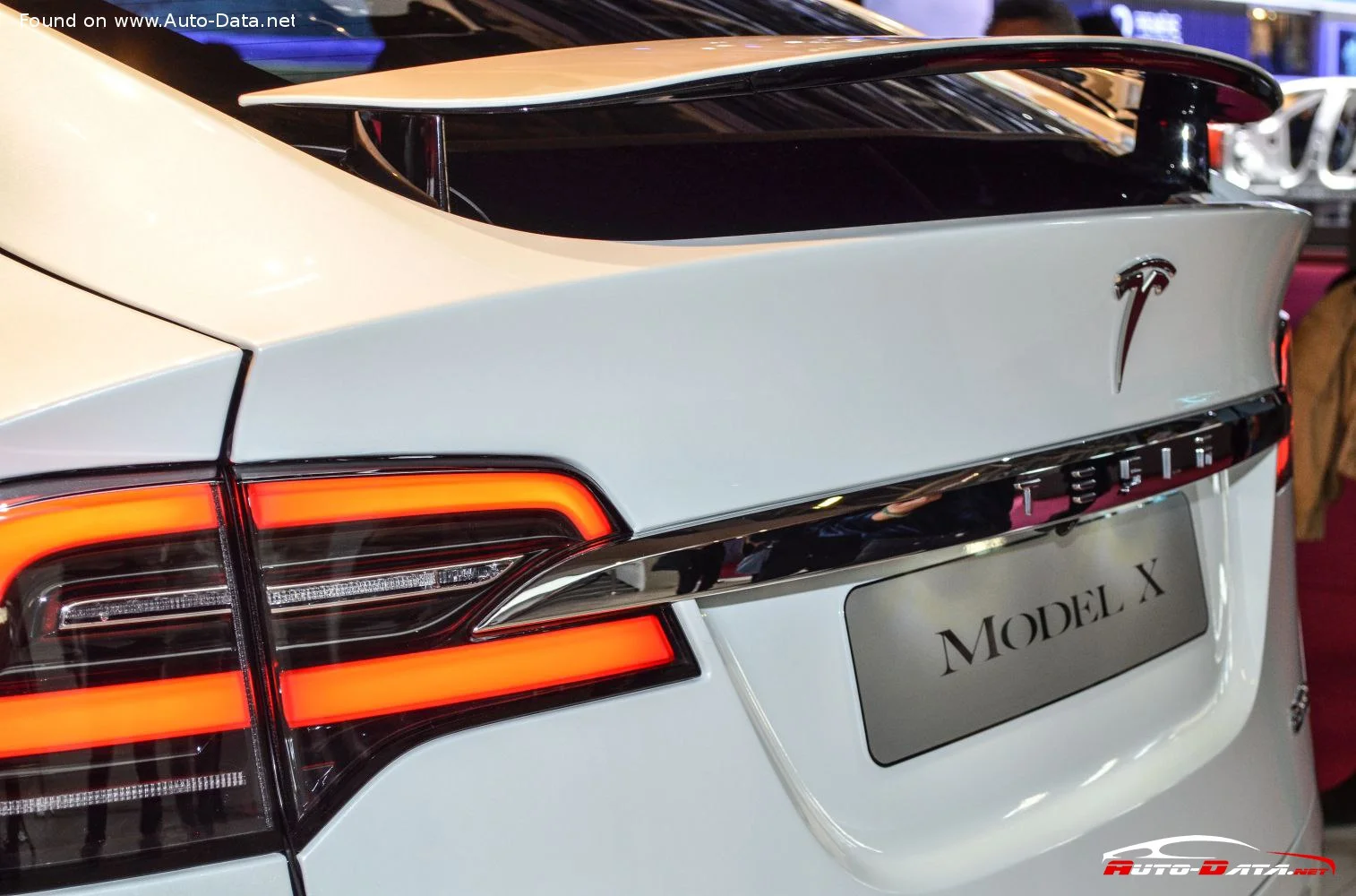 Tesla Model X 100D 100 kWh (422 Hp) Dual Motor AWD2017 - 2019 thumbnail 15