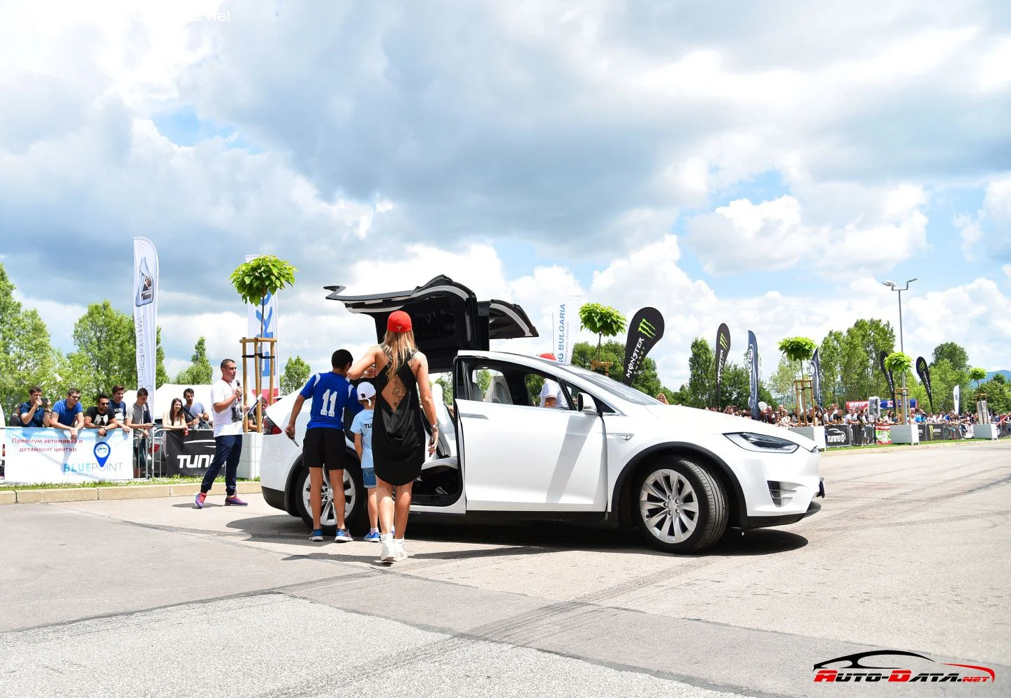 Tesla Model X 100D 100 kWh (422 Hp) Dual Motor AWD2017 - 2019 thumbnail 7