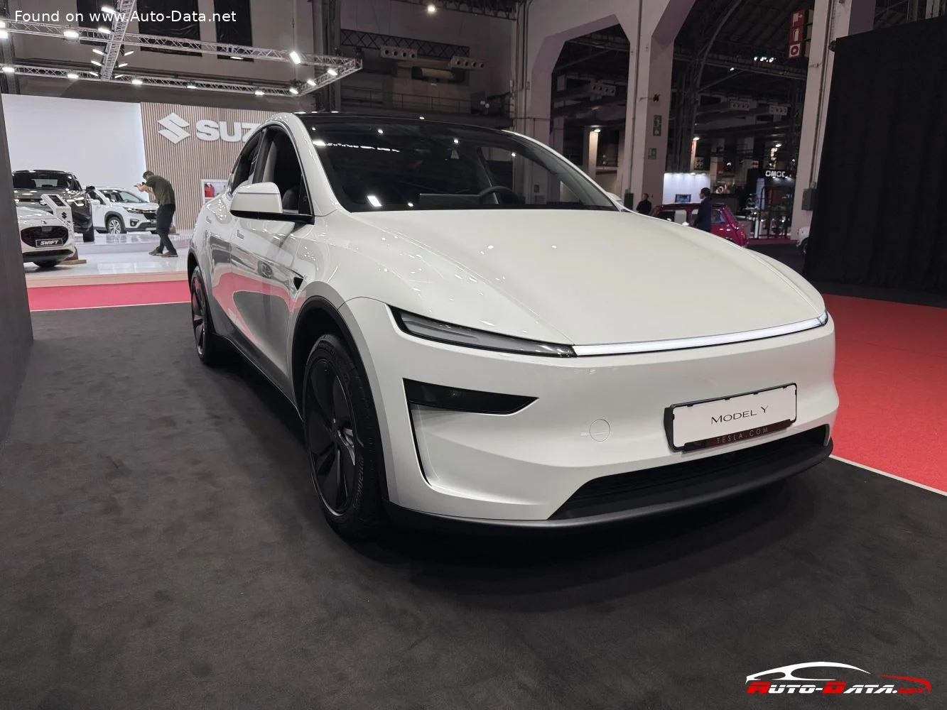 Tesla Model Y 62.5 kWh (299 Hp)2025 - thumbnail 3