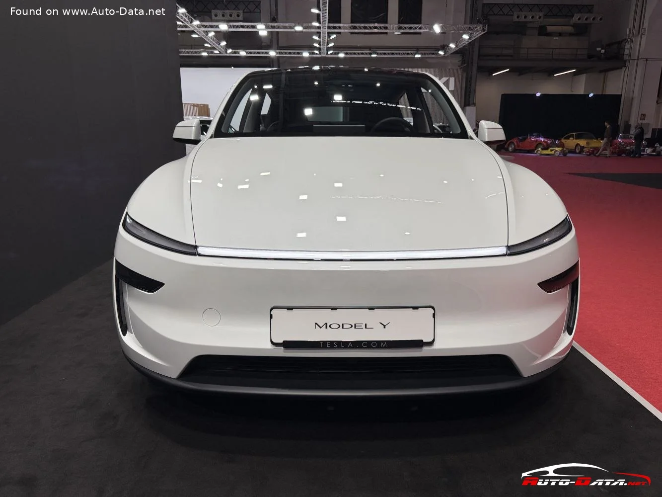 Tesla Model Y 62.5 kWh (299 Hp)2025 - thumbnail 4