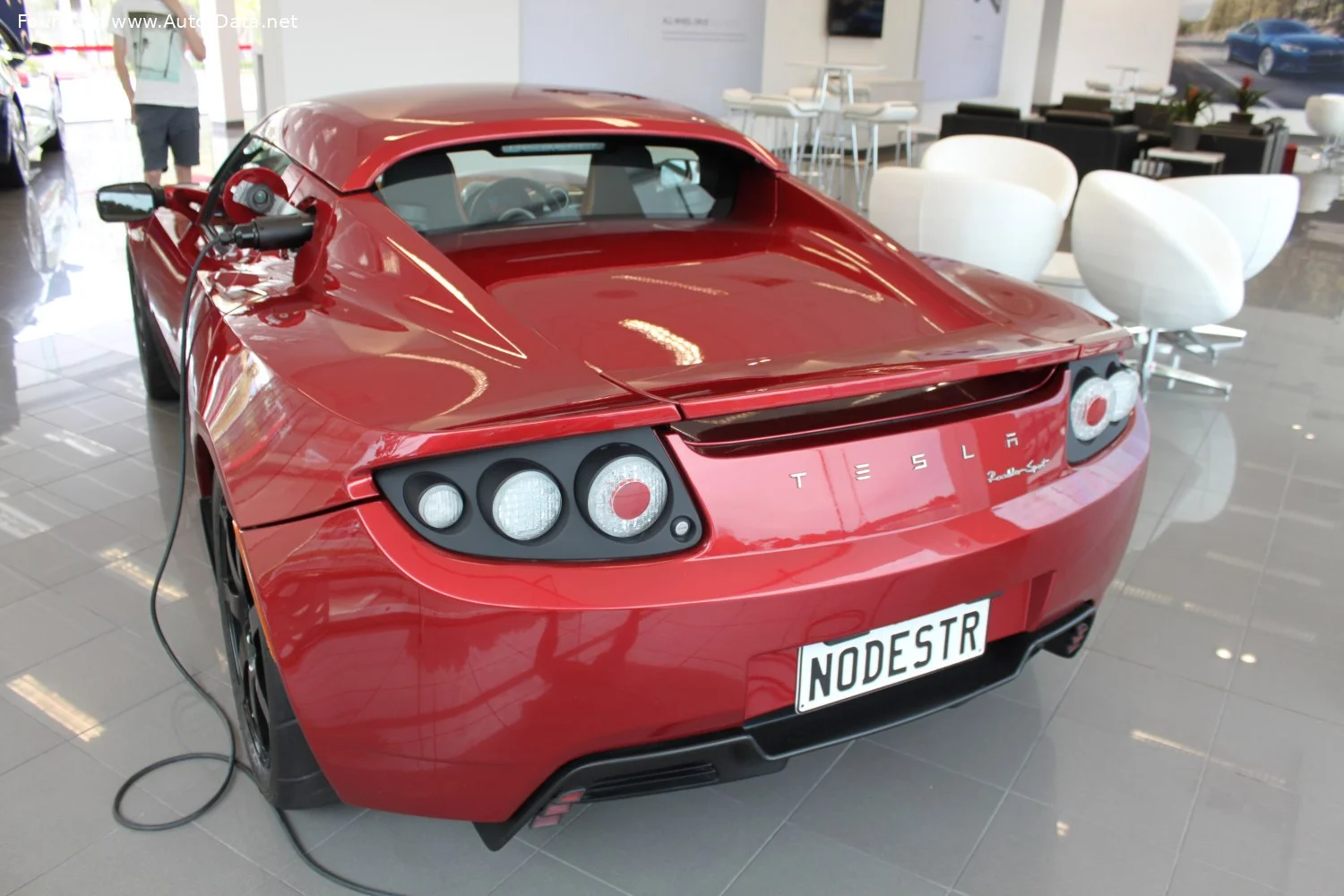 Tesla Roadster 53 kWh (292 Hp)2008 - 2012 thumbnail 3