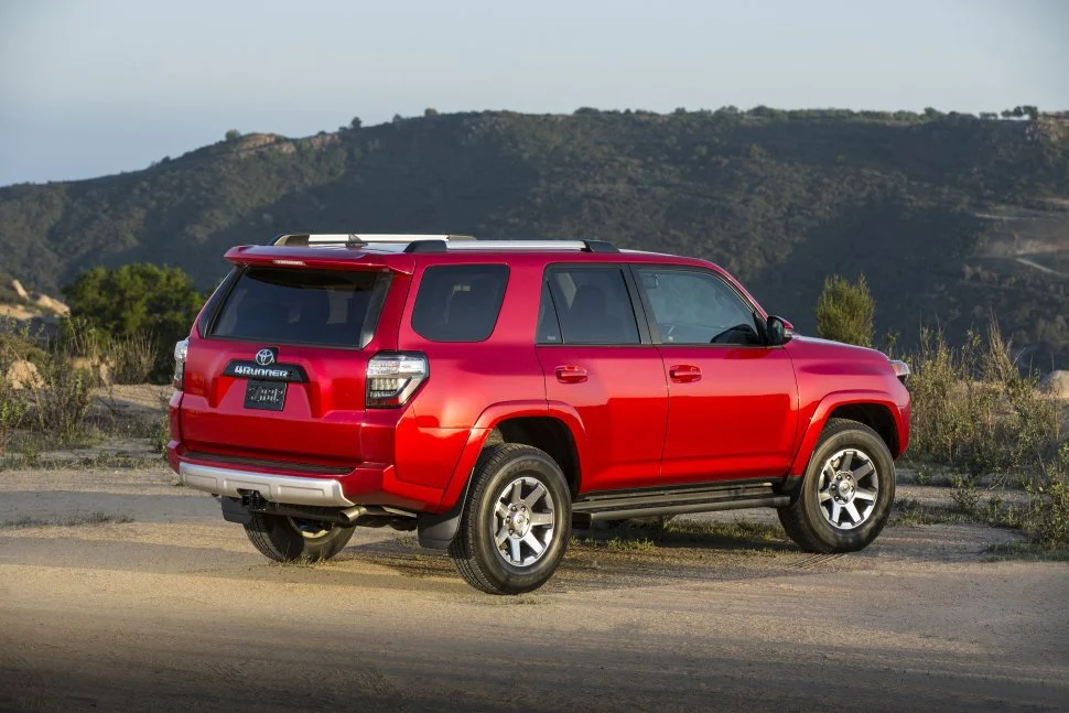 Toyota 4Runner 4.0 V6 24V (270 Hp) 4x4 Automatic2013 - 2024 thumbnail 2