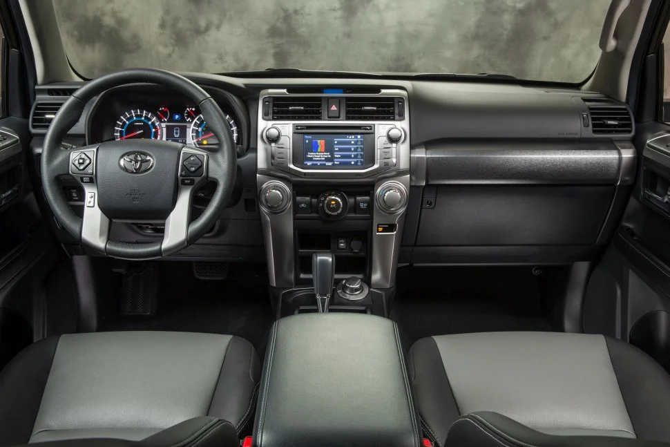 Toyota 4Runner 4.0 V6 24V (270 Hp) 4x4 Automatic2013 - 2024 thumbnail 17