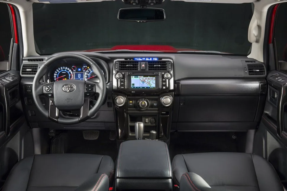 Toyota 4Runner 4.0 V6 24V (270 Hp) 4x4 Automatic2013 - 2024 thumbnail 4