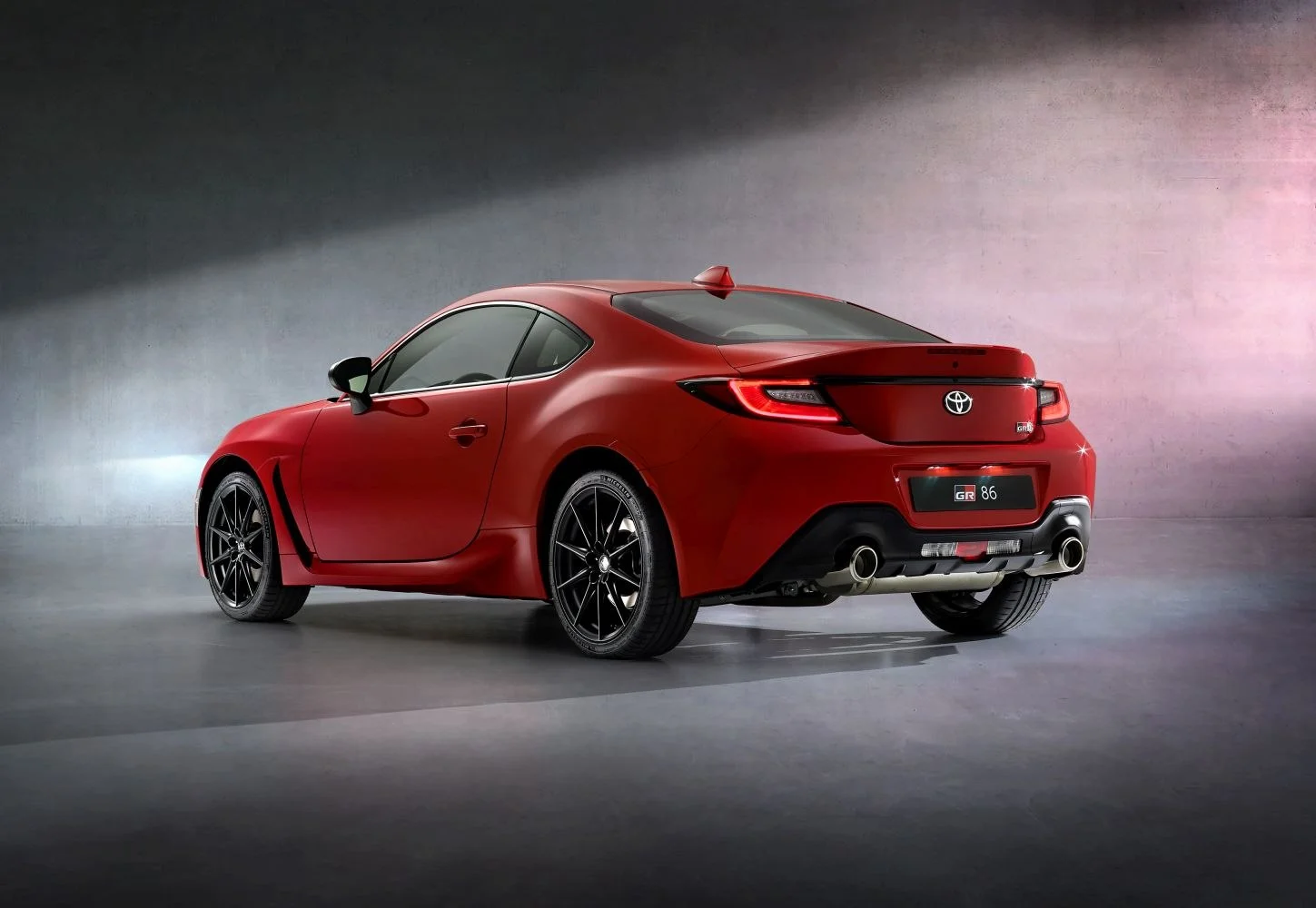 Toyota 86 GR 2.4 D-4S (235 Hp)2021 - thumbnail 2