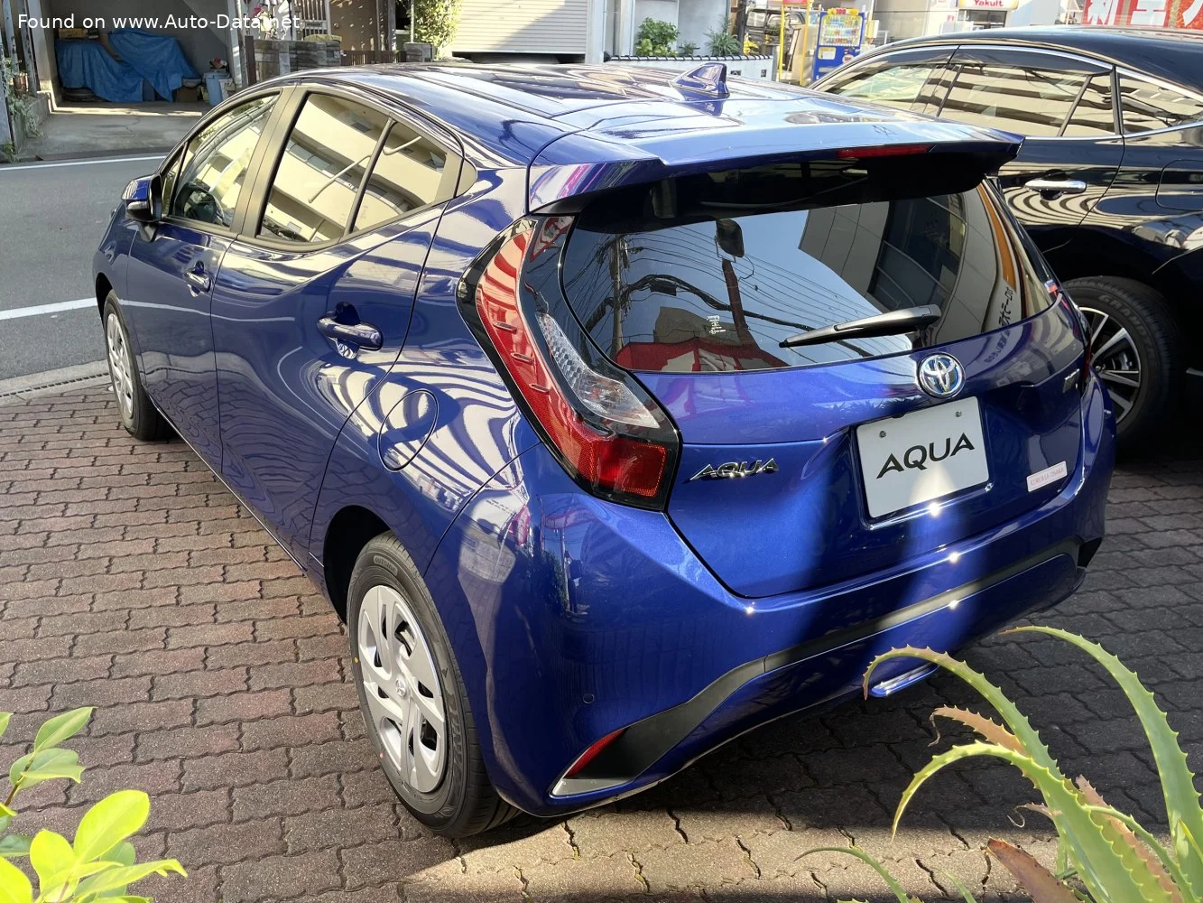 Toyota Aqua 1.5L (116 Hp) Hybrid e-CVT2021 - thumbnail 6